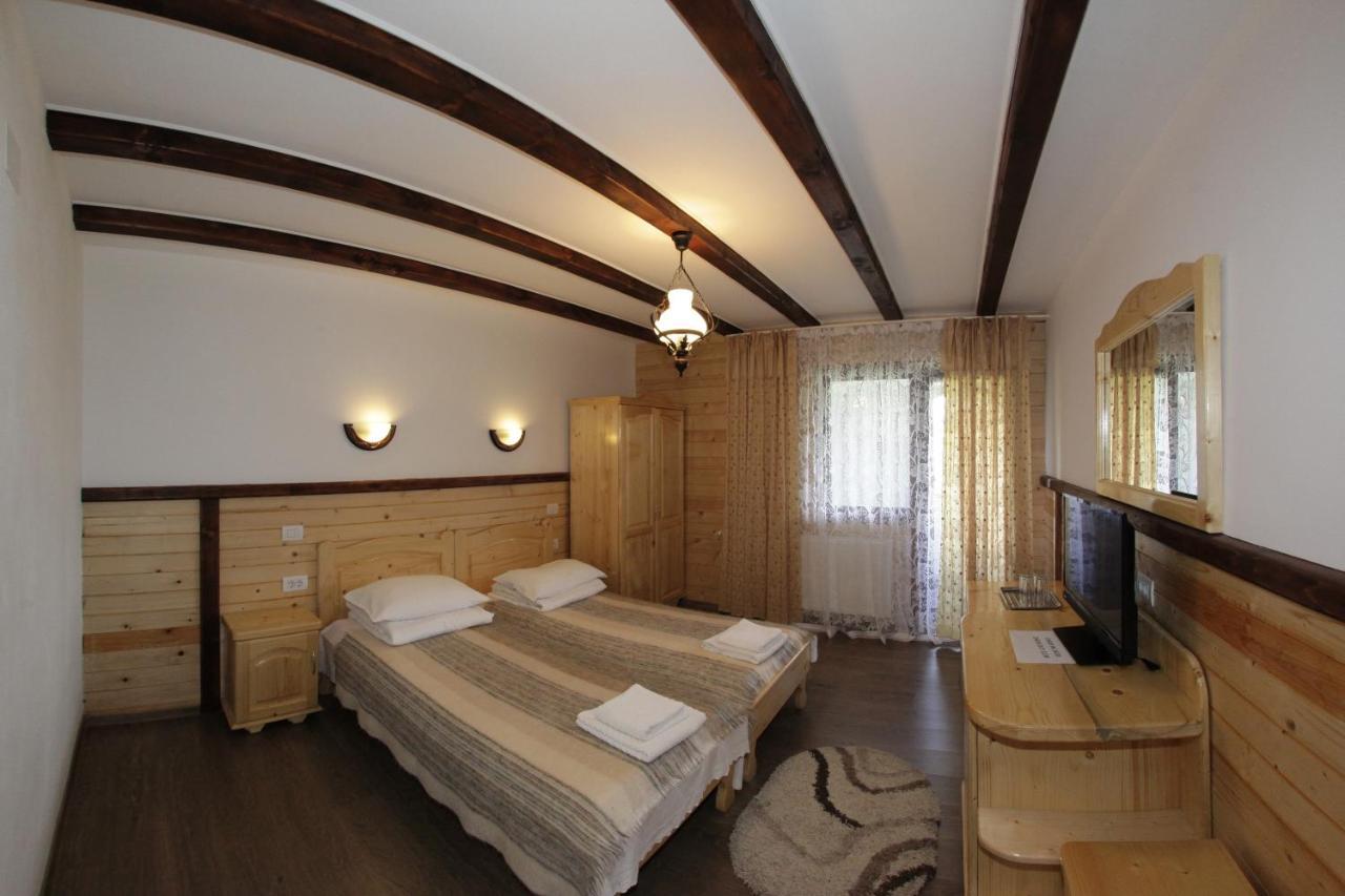 Pensiunea Lacramioara Săcel Exterior foto