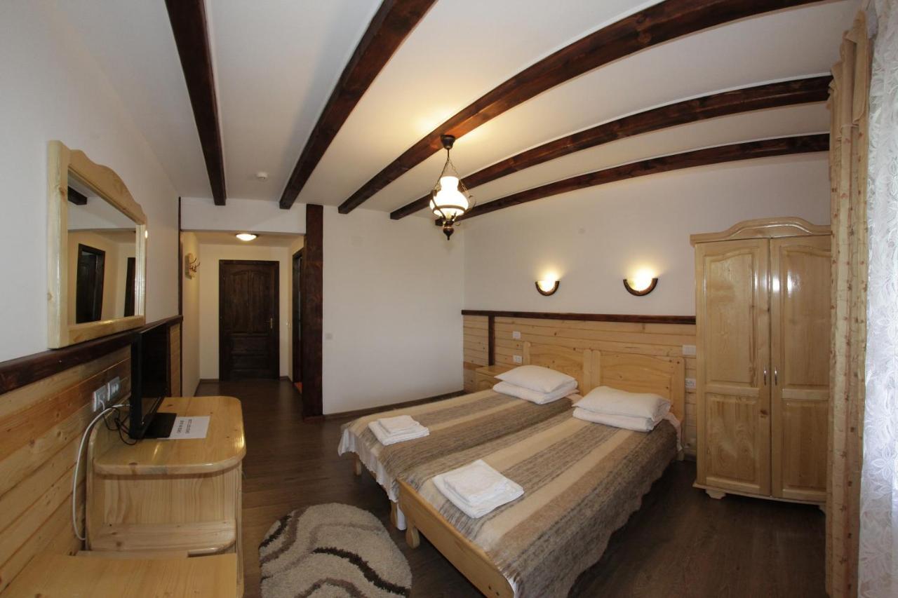 Pensiunea Lacramioara Săcel Exterior foto